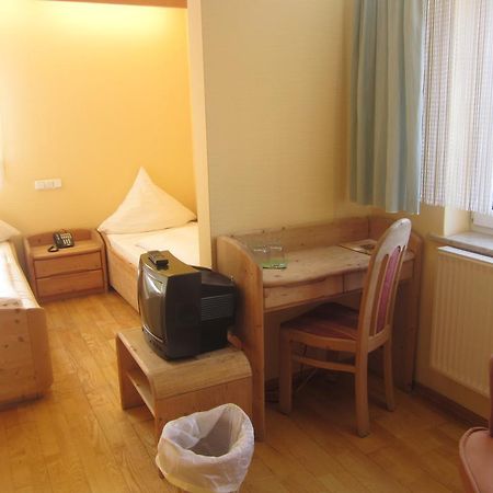 Landgasthof Goldene Rose Grub am Forst エクステリア 写真