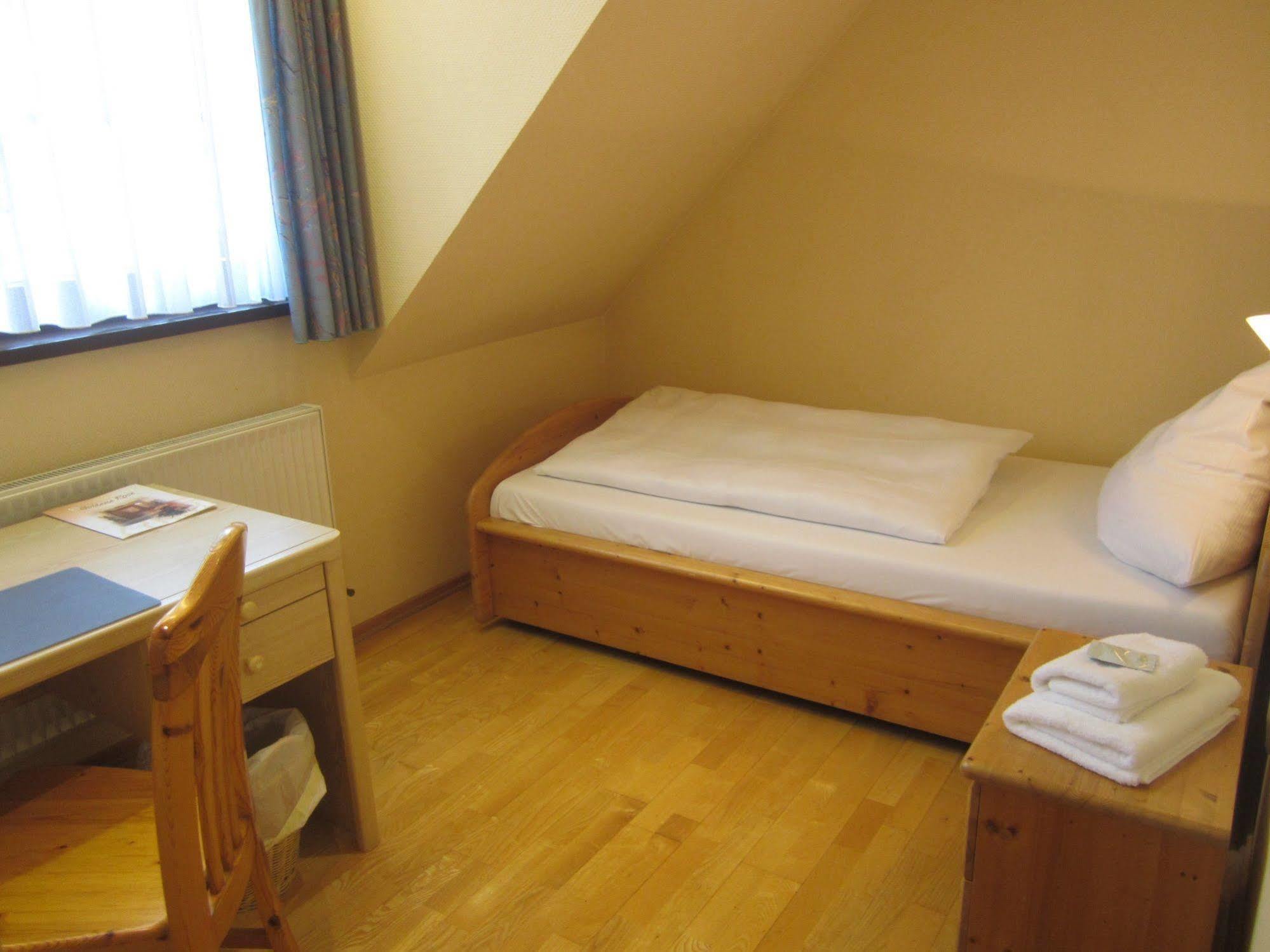 Landgasthof Goldene Rose Grub am Forst エクステリア 写真