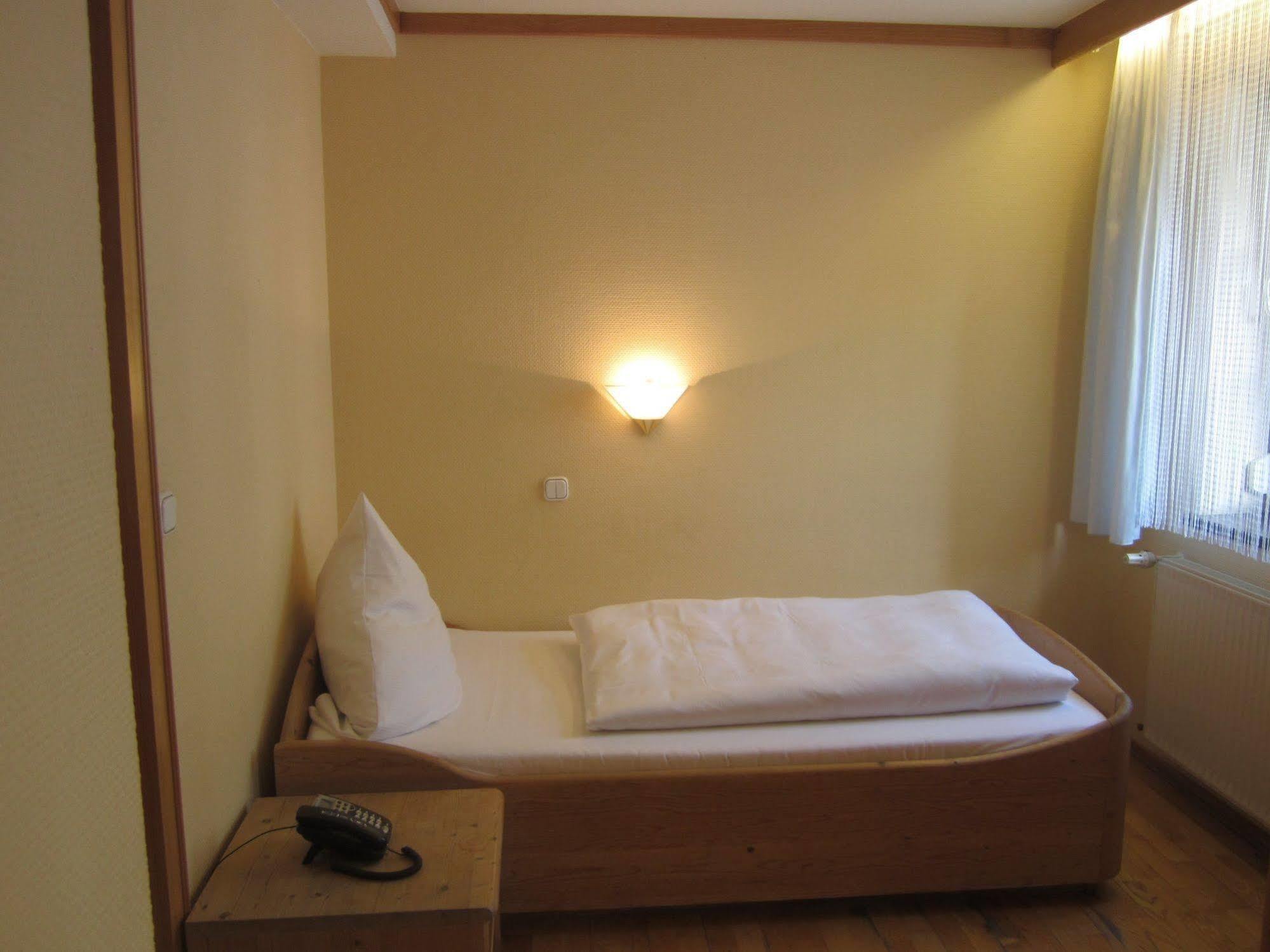 Landgasthof Goldene Rose Grub am Forst エクステリア 写真
